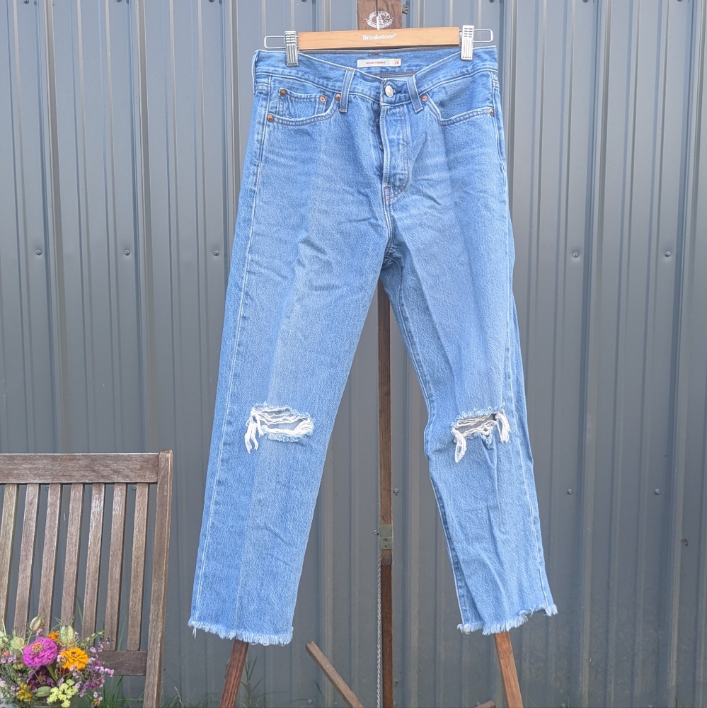Levi's Wedgie Straight Cropped Jeans